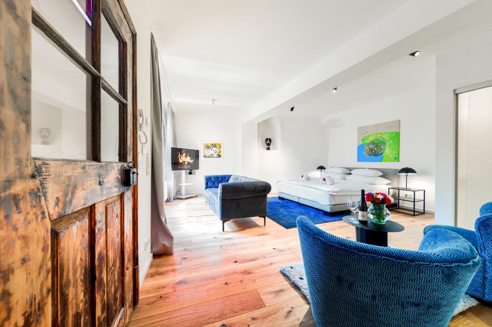 Smile Apartments "Lesehof" Кремс Екстериор снимка