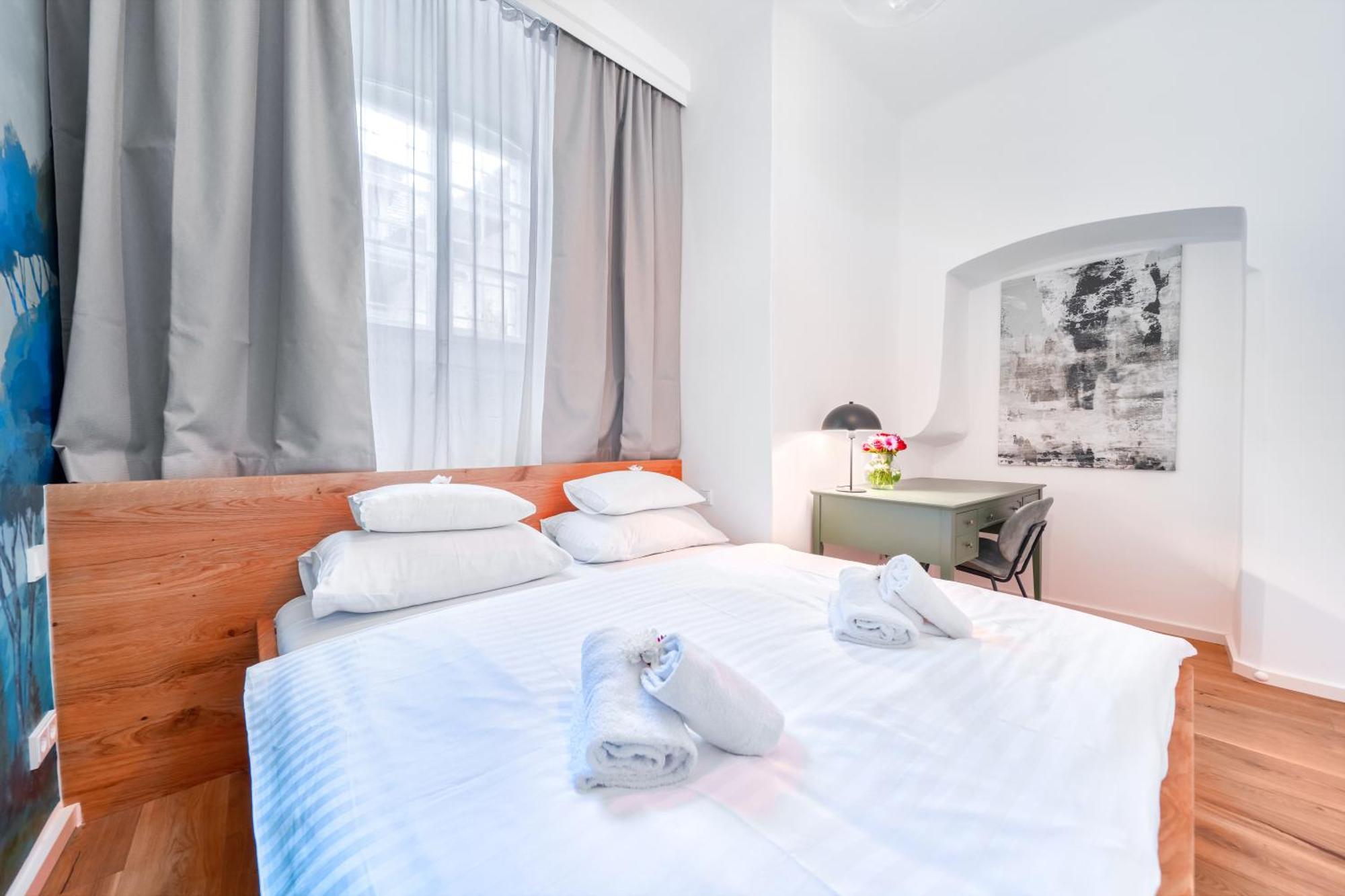 Smile Apartments "Lesehof" Кремс Стая снимка